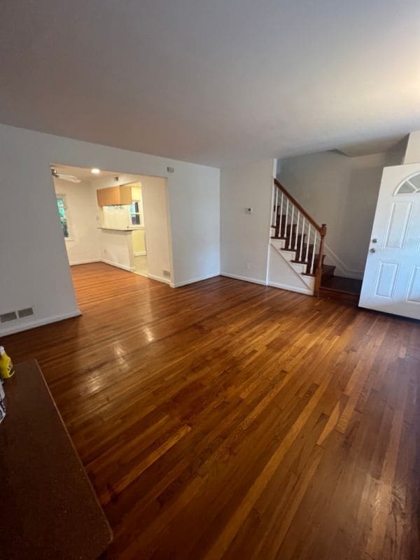 Photo - 927 Southridge Rd
