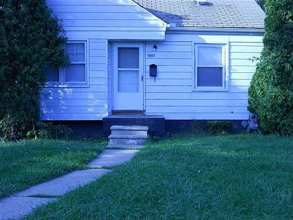 Photo - 16021 Liberal St