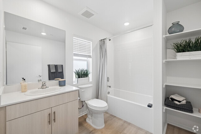 3BR, 2BA - 1,292SF - Bathroom