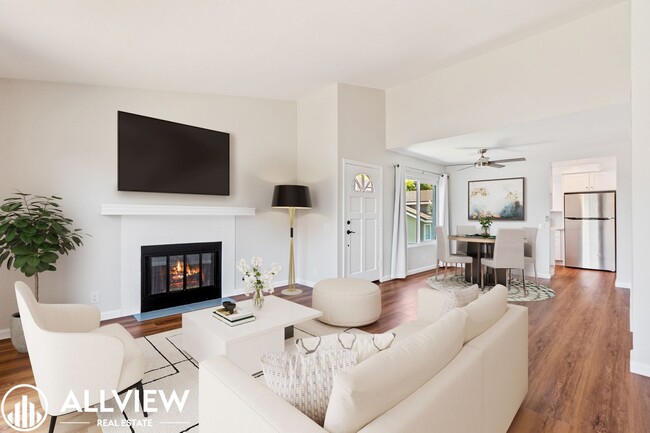Building Photo - Gorgeous 2 bed/2 baths, located in the highly desired community of Woodbridge.