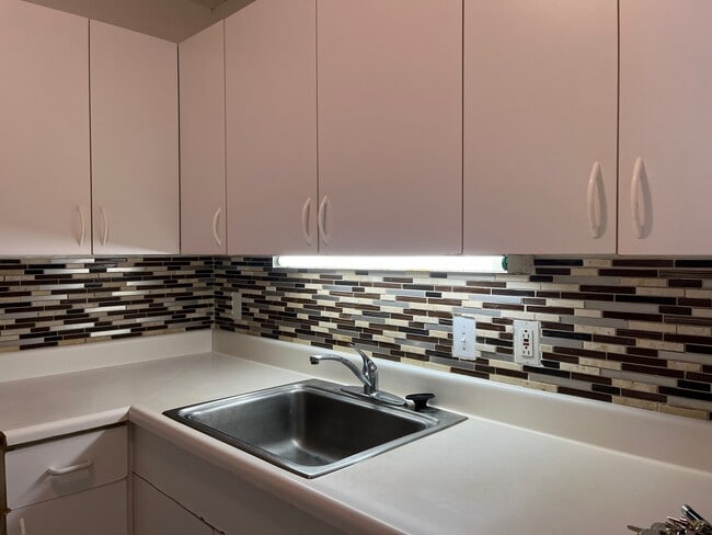 Photo - 1600 Wilikina Dr Unidad Woodwinds