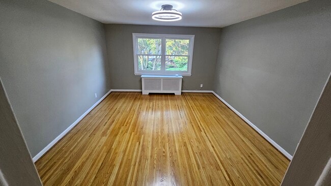 Photo - Fully Renovated Park and Beverly!