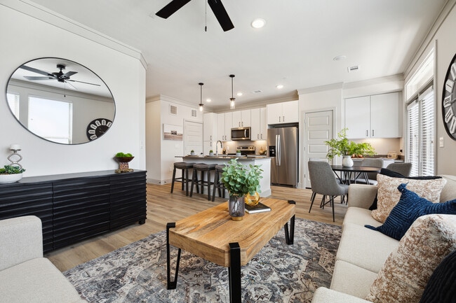 Photo - Dakota at Hillcroft