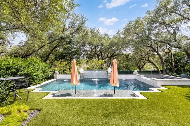 Photo - 301 Copperleaf Rd