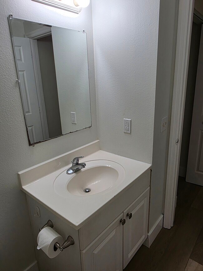 Photo - 512 13th Pl Unit 512