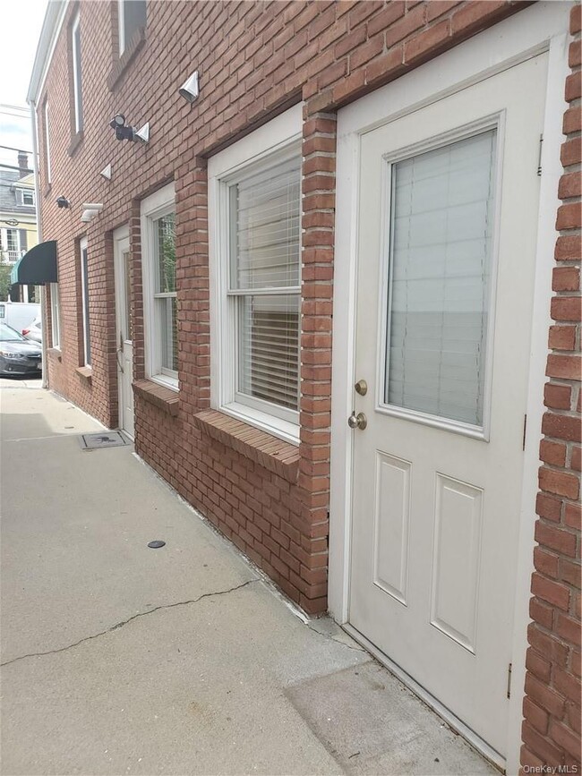 113 Main St Unit 1N