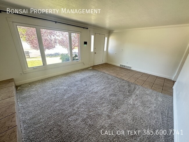 Photo - 2291 Longmeadow Dr