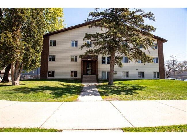 1420 6th Ave S Unit 104