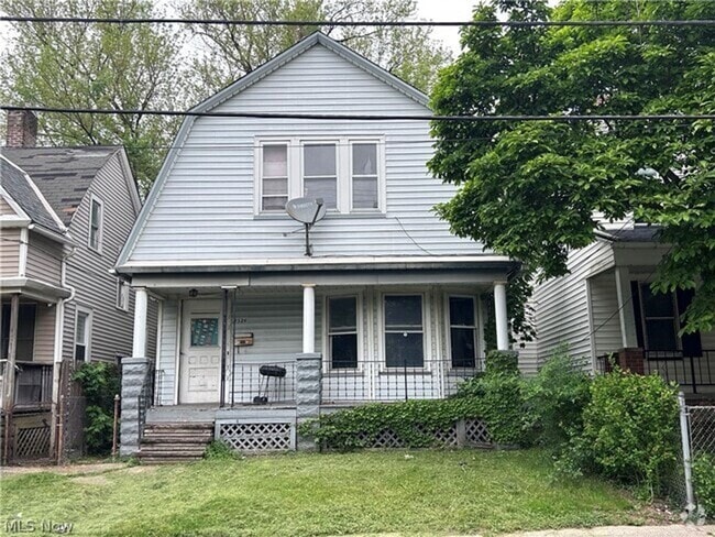 Building Photo - Section 8 Accepted! Rental