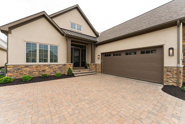 Photo - 6096 Deer Bluff Pl House