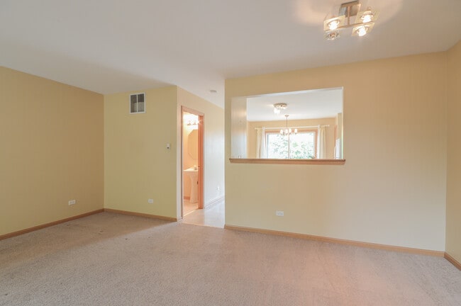 776 River Walk Dr