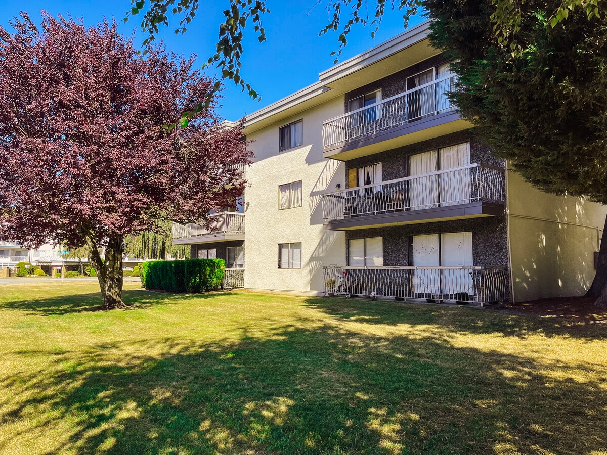 Photo - Sussex Place Apartments