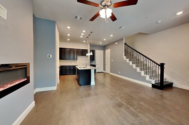 Photo - 4417 Benton Ln