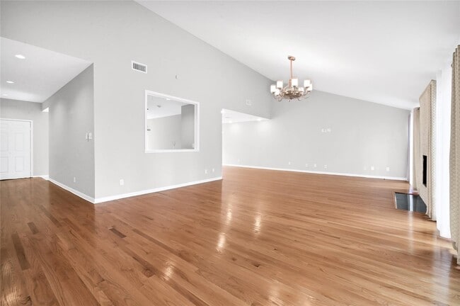 Photo - 2239 Kinbrook Dr