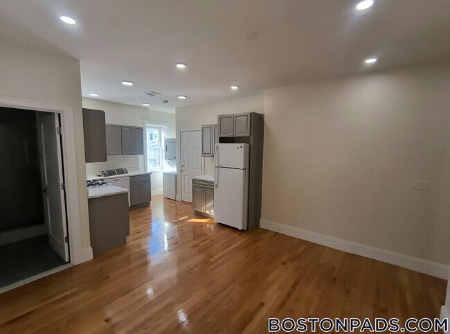 Photo - 2036 Massachusetts Ave Unidad 2