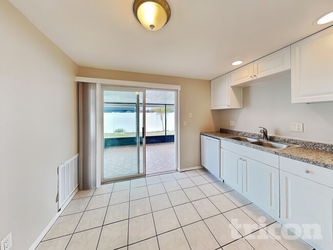 Photo - 8504 Willow Forest Ct