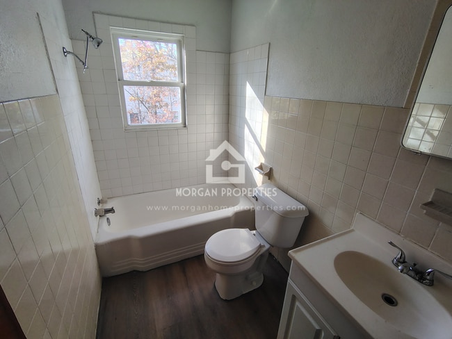 Photo - 1108 W 6th St Unidad 2