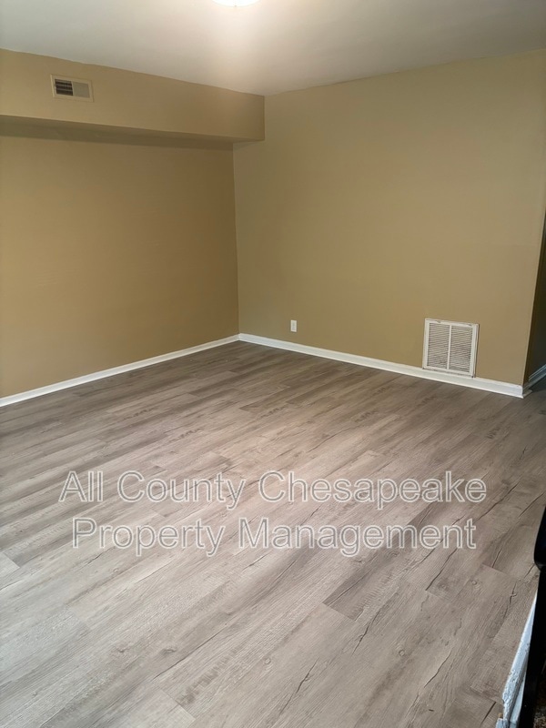 Photo - 2825 Eastshire Dr