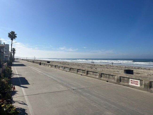 Building Photo - Newly Renovated Mission Beach Studio Near the Water!