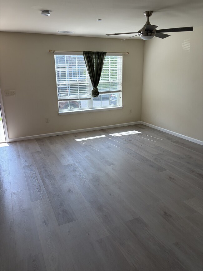 Photo - 530 Byler Cir
