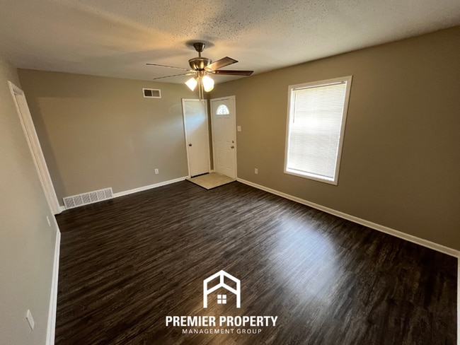 Photo - NEWLY RENOVATED 3BR/2BA in Easthaven | Modern Fireplace & Formal Dining