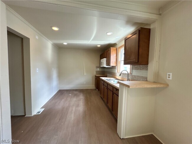 Photo - 1317 Plum St Unit Rear
