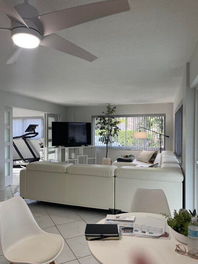 1169 Hillsboro Mile Condo Unit 119 Condo for Rent in Hillsboro Beach