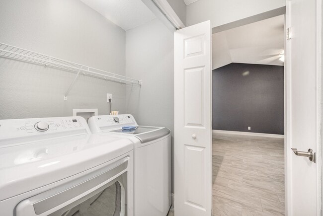 Photo - 1381 Byrd Ct