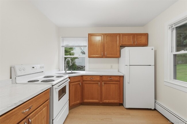 Photo - 342 Stanley Ave Unit 2