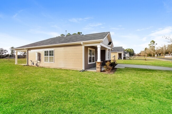 Photo - 1219 Lakeshore Dr