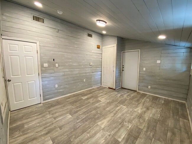 Photo - FALL INTO A NEW HOME WITH OUR MOVE-IN SPEC...