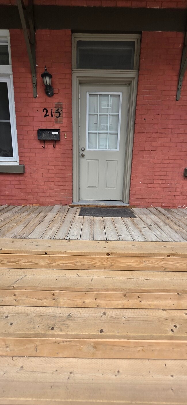 Photo - 215 St. Andrew St Unit 215