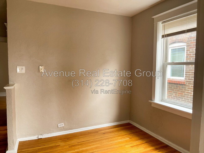 Photo - 5067 Chippewa St Unit 2f