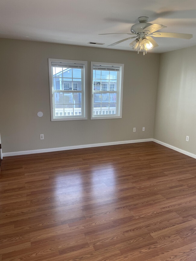 Photo - 883 N Cool Ave