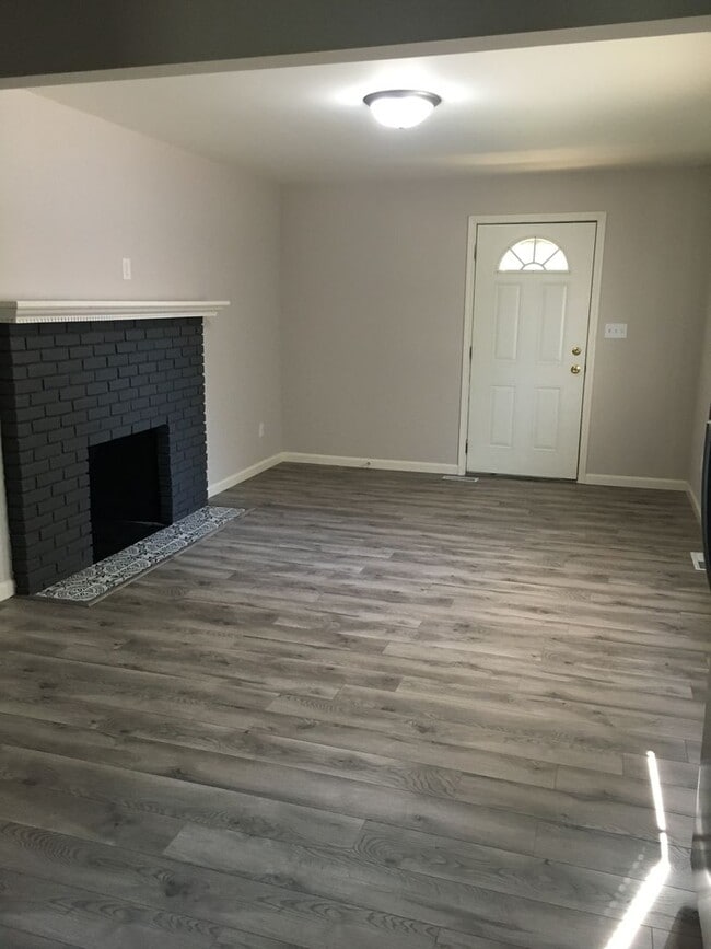 Photo - COMING SOON!!! 3 Bedroom, 2 Bath, 2 Car Garage. Newly Remodeled