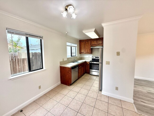 Photo - 809 Willow St Unidad 2