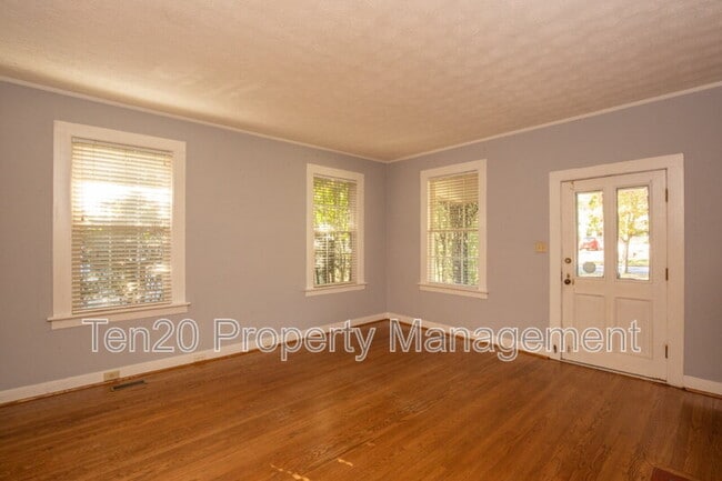 Photo - 2618 17th Ave