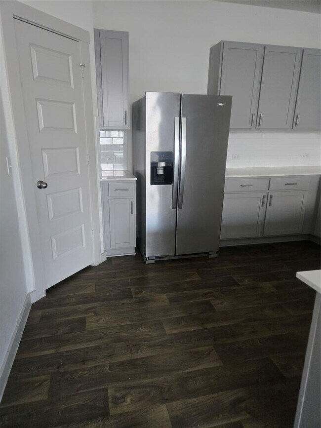 Photo - 604 Concho River Dr