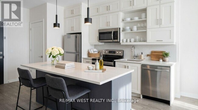 Photo - 102 Grovewood Common Unité 133