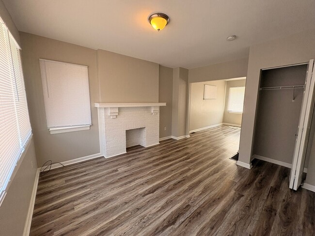 Photo - 117 E 9th Ave