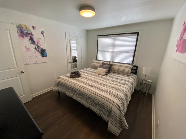 Photo - 1601 Herman St