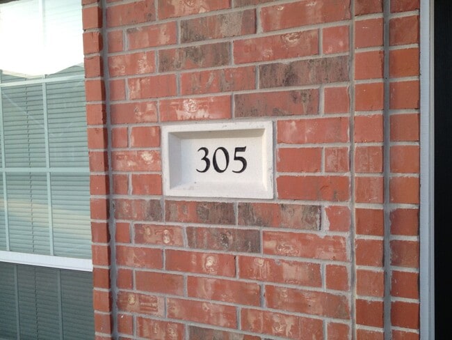 Photo - Beautiful Townhome Available for Pre-lease!