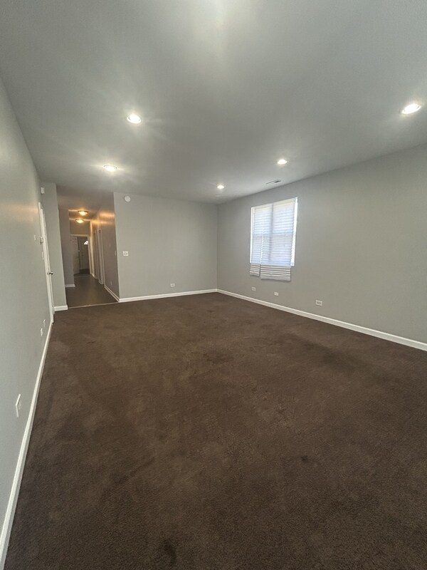 Photo - 4936 S Loomis Blvd