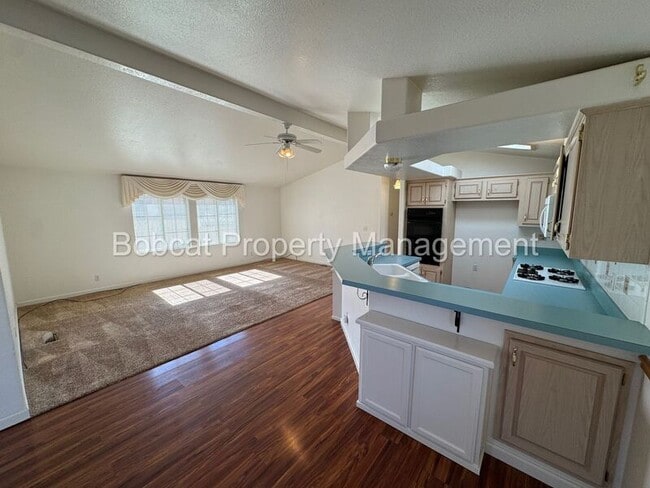 Photo - 1129 Gambrel Dr