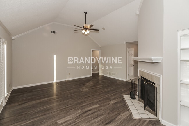 Photo - 5293 Shady Ridge Dr