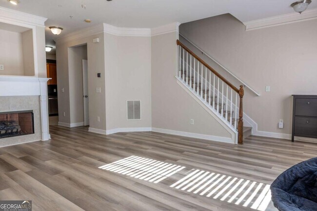 Photo - 1232 Harris Commons Pl