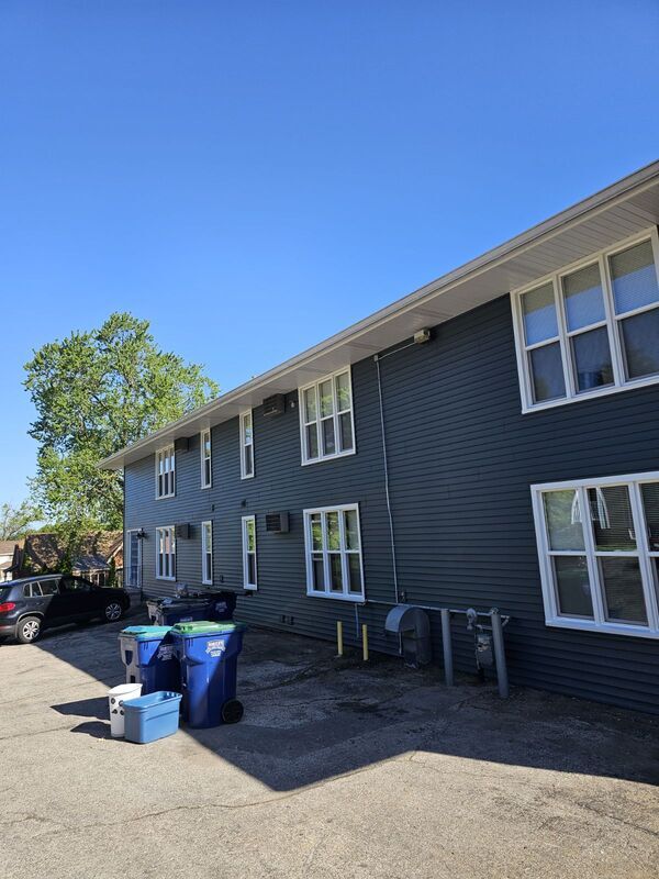 Photo - 401 S Van Buren St