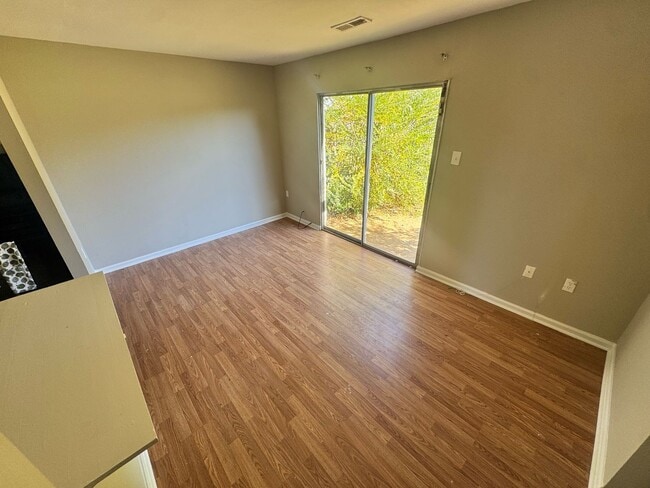 Building Photo - 3250 Hunters Mill Cir