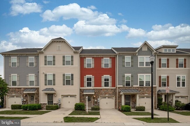 Photo - 708 Apple Orchard Dr Townhome