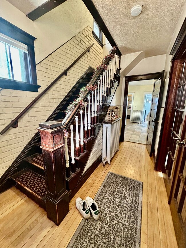 Photo - AVAILABLE JUNE 1st - Great 4 Bed, 1 Bath in East Duluth!